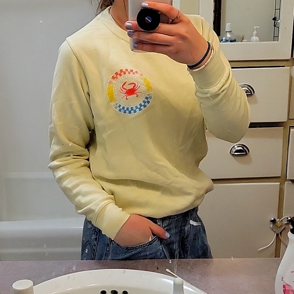 Pastel Pacific & CO. Crewneck Sweatshirt - Picture 3 of 3